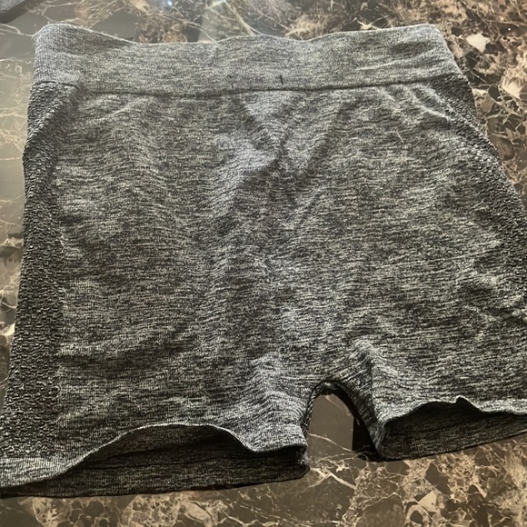 Bozzolo shorts - Picture 3 of 3